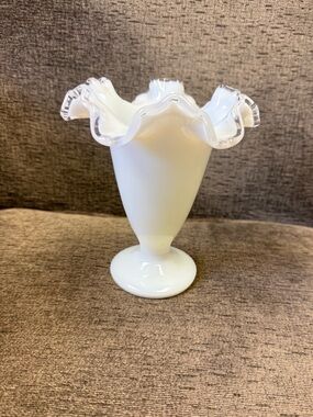 Rare Vintage Silver Crest “Skim” Milk Glass Vase Ruffled Crimped Rim Edge.